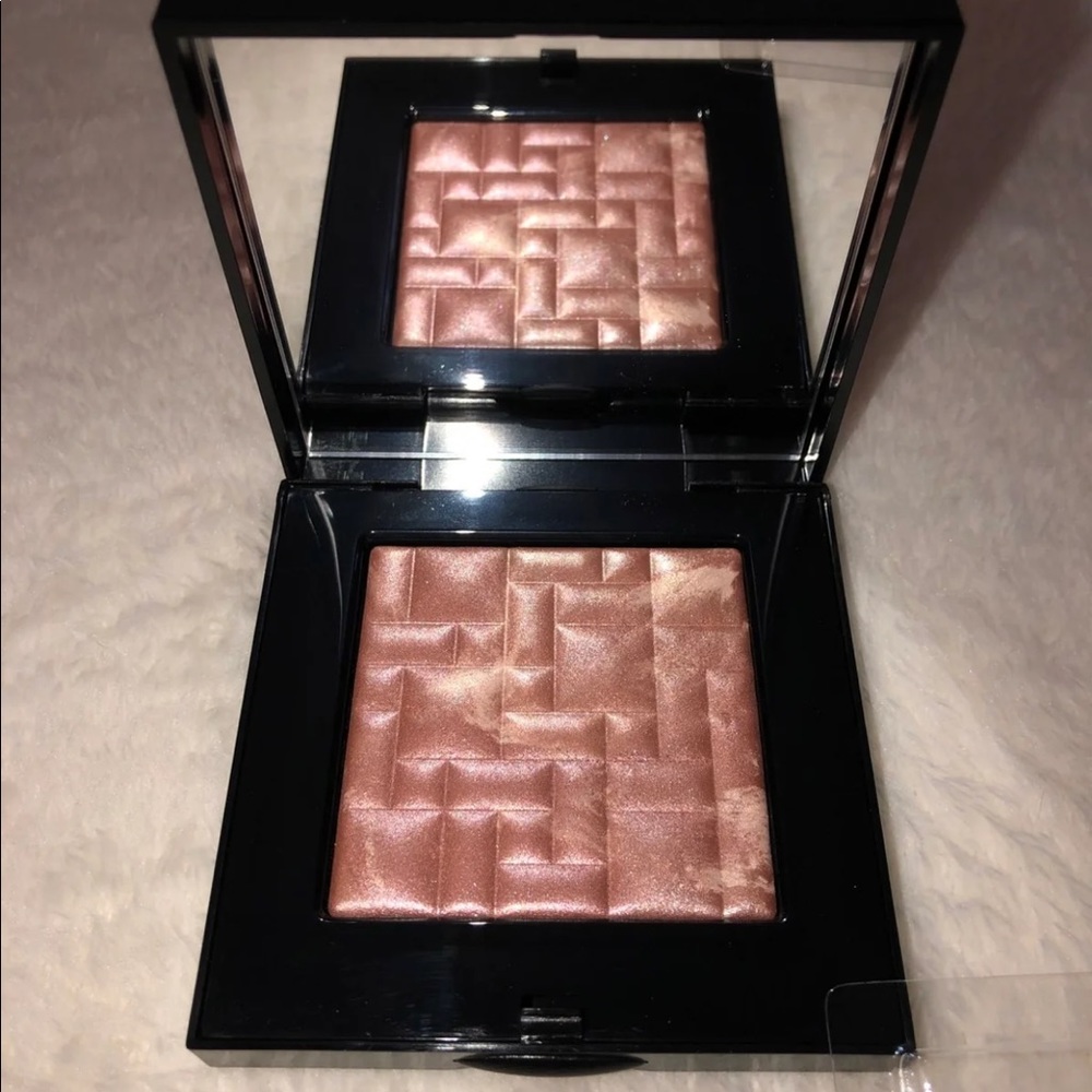 Bobbi Brown Limited Edition Highlighting powder